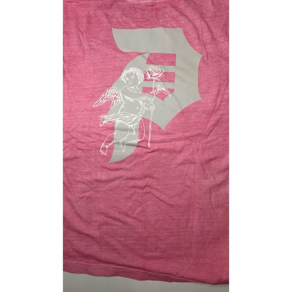 NWOT adult size SMALL Primitive Tshirt.